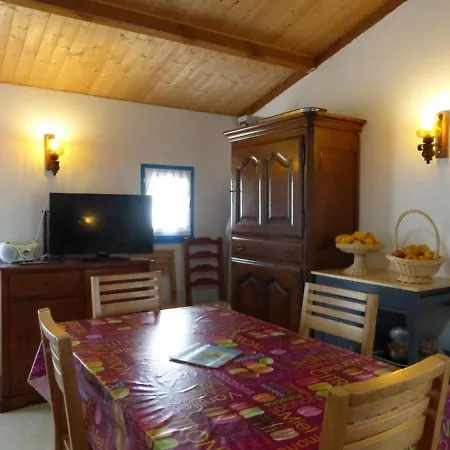 Mais. 2P. Mezzanine, Piscine, Bbq, Pres De La Mer - Fr-1-224A-388